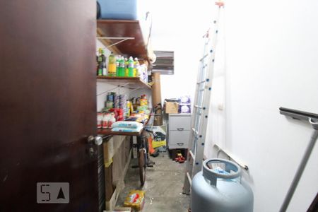 Casa à venda com 267m², 3 quartos e 8 vagasDespensa