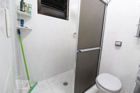 Casa à venda com 267m², 3 quartos e 8 vagasBanheiro suíte 2