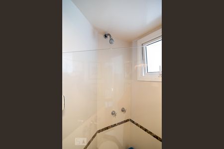 Banheiro Social de apartamento para alugar com 2 quartos, 75m² em Vila Sofia, São Paulo