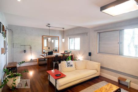 Sala de apartamento para alugar com 2 quartos, 75m² em Vila Sofia, São Paulo