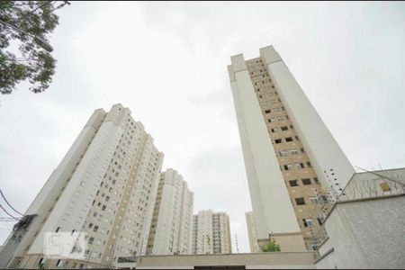 Apartamento para alugar com 46m², 2 quartos e 1 vaga Apartamento para alugar com 46m², 2 quartos e 1 vagaFachada