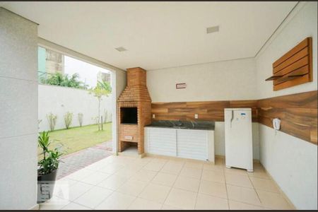 Apartamento para alugar com 46m², 2 quartos e 1 vaga Apartamento para alugar com 46m², 2 quartos e 1 vagaChurrasqueira