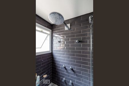 Apartamento à venda com 190m², 4 quartos e 2 vagas Apartamento à venda com 190m², 4 quartos e 2 vagasBanheiro Suite