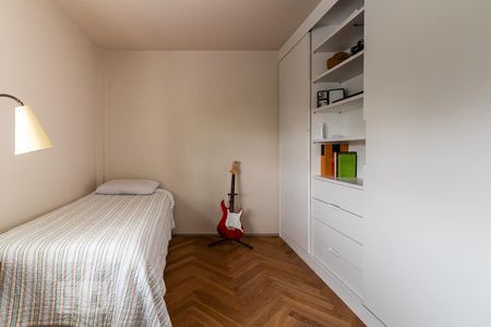 Apartamento à venda com 190m², 4 quartos e 2 vagas Apartamento à venda com 190m², 4 quartos e 2 vagasQuarto 2