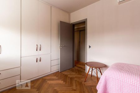 Apartamento à venda com 190m², 4 quartos e 2 vagas Apartamento à venda com 190m², 4 quartos e 2 vagasQuarto 3