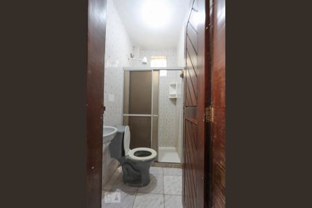 Banheiro de casa para alugar com 1 quarto, 46m² em Santa Tereza, Salvador