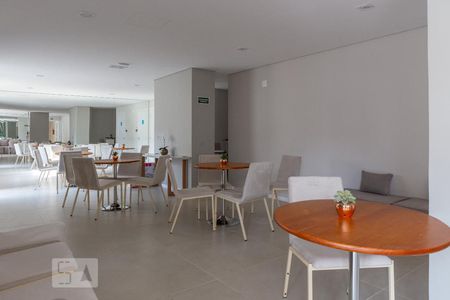 Apartamento à venda com 42m², 2 quartos e sem vagaÁrea comum - Salão de festas