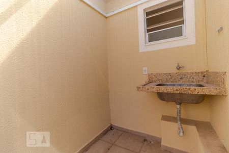 Apartamento para alugar com 120m², 2 quartos e 3 vagas Apartamento para alugar com 120m², 2 quartos e 3 vagasÁrea de Serviço