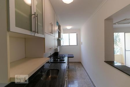 Apartamento para alugar com 120m², 2 quartos e 3 vagas Apartamento para alugar com 120m², 2 quartos e 3 vagasCozinha