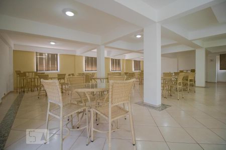 Apartamento para alugar com 120m², 2 quartos e 3 vagas Apartamento para alugar com 120m², 2 quartos e 3 vagasÁrea comum - Salão de festas