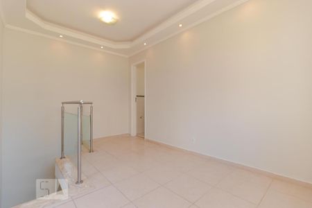 Apartamento para alugar com 120m², 2 quartos e 3 vagas Apartamento para alugar com 120m², 2 quartos e 3 vagasSala - Segundo andar