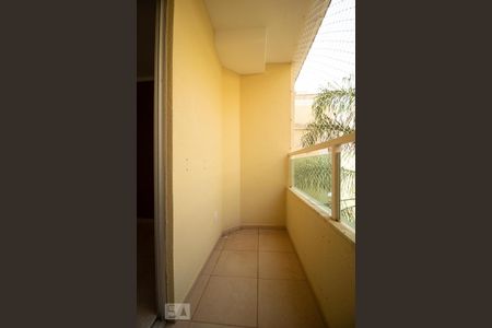 Sacada da Sala - térreo de apartamento para alugar com 2 quartos, 120m² em Mansões Santo Antônio, Campinas