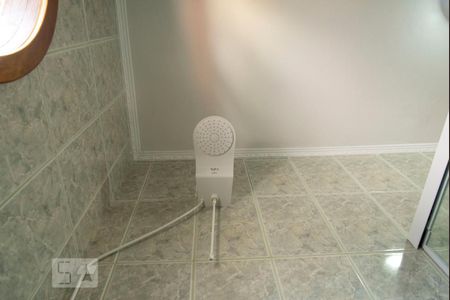 Casa à venda com 300m², 4 quartos e 5 vagasChuveiro