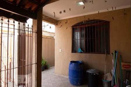 Casa à venda com 300m², 4 quartos e 5 vagasQuintal