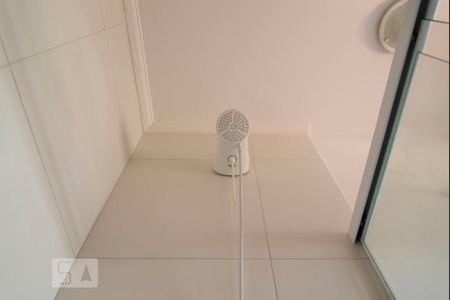 Casa à venda com 300m², 4 quartos e 5 vagasChuveiro