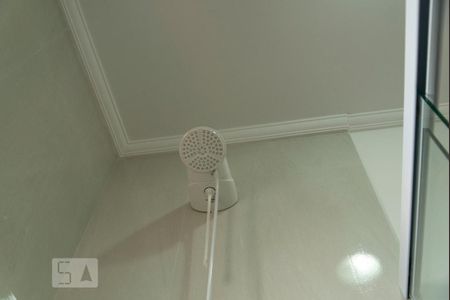 Casa à venda com 300m², 4 quartos e 5 vagasChuveiro