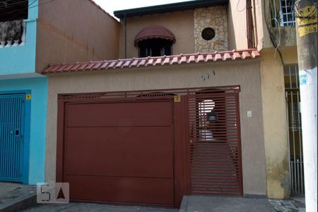 Casa à venda com 300m², 4 quartos e 5 vagasFachada