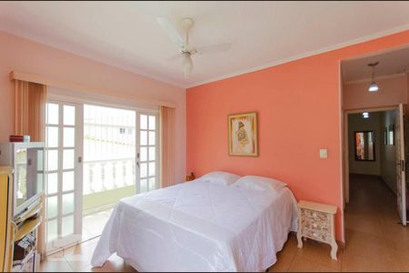 Casa à venda com 300m², 3 quartos e 5 vagas Casa à venda com 300m², 3 quartos e 5 vagasSuíte 3