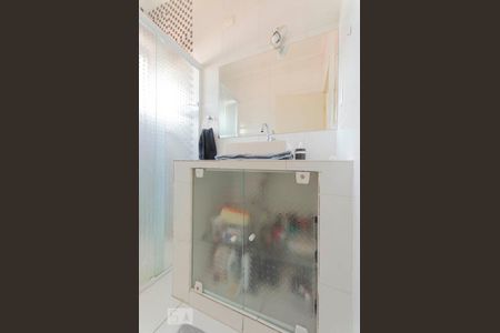 Casa à venda com 300m², 3 quartos e 5 vagas Casa à venda com 300m², 3 quartos e 5 vagasBanheiro Suíte 1