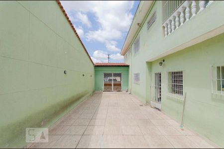 Casa à venda com 300m², 3 quartos e 5 vagas Casa à venda com 300m², 3 quartos e 5 vagasGaragem
