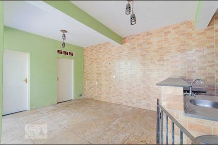 Casa à venda com 300m², 3 quartos e 5 vagas Casa à venda com 300m², 3 quartos e 5 vagasÁrea de Churrasqueira