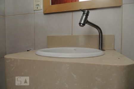 Apartamento à venda com 73m², 3 quartos e 1 vagaDetalhe banheiro