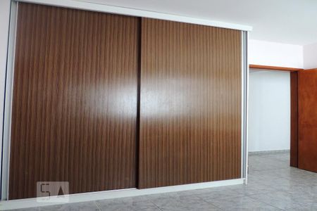 Apartamento à venda com 73m², 3 quartos e 1 vagaQuarto 2 - Armários