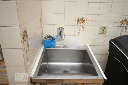 Casa de condomínio à venda com 245m², 5 quartos e 4 vagasÁrea de Serviço