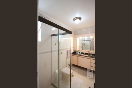 Casa de condomínio à venda com 245m², 5 quartos e 4 vagasSuíte 4