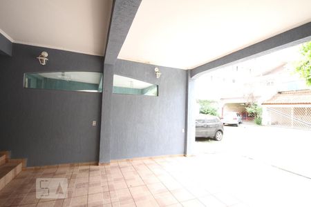 Casa de condomínio à venda com 245m², 5 quartos e 4 vagasGaragem