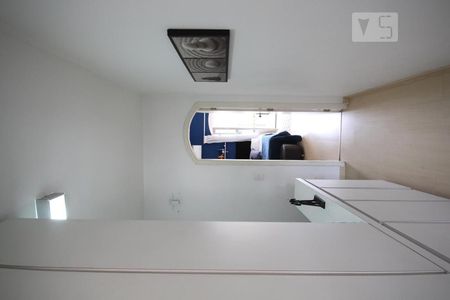 Casa de condomínio à venda com 245m², 5 quartos e 4 vagasCorredor 3 andar