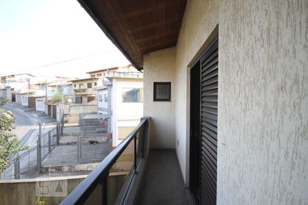 Casa à venda com 435m², 4 quartos e 8 vagasSuíte 1