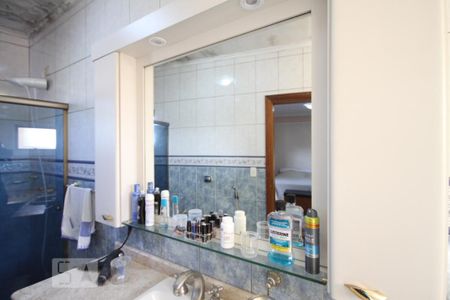 Casa à venda com 435m², 4 quartos e 8 vagasSuíte 1