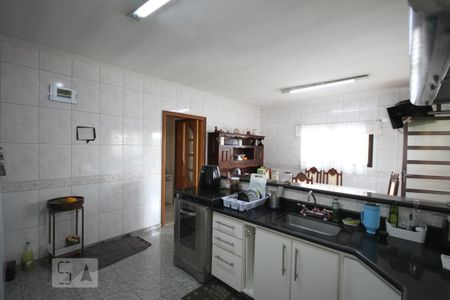 Casa à venda com 435m², 4 quartos e 8 vagasCozinha