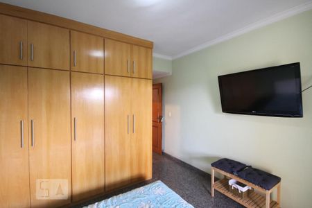 Casa à venda com 435m², 4 quartos e 8 vagasSuíte 2