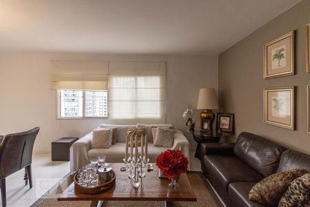 Apartamento à venda com 100m², 2 quartos e 1 vagaSala