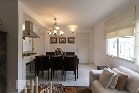 Apartamento à venda com 100m², 2 quartos e 1 vagaSala