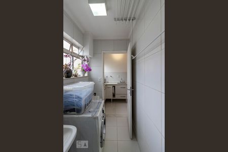 Apartamento à venda com 100m², 2 quartos e 1 vagaÁrea de Serviço