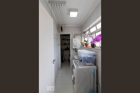 Apartamento à venda com 100m², 2 quartos e 1 vagaÁrea de Serviço