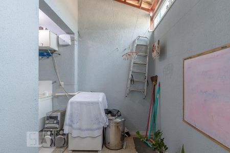 Casa para alugar com 65m², 2 quartos e 2 vagas Casa para alugar com 65m², 2 quartos e 2 vagasÁrea de serviço