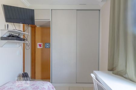 Quarto 2 de casa para alugar com 2 quartos, 65m² em Jardim Leblon, Belo Horizonte