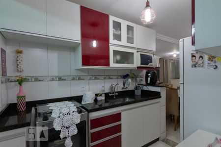 Casa para alugar com 65m², 2 quartos e 2 vagas Casa para alugar com 65m², 2 quartos e 2 vagasCozinha