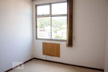 Apartamento à venda com 120m², 4 quartos e 2 vagas Apartamento à venda com 120m², 4 quartos e 2 vagasQuarto 3