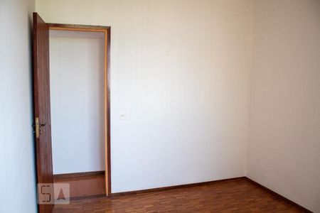 Apartamento à venda com 120m², 4 quartos e 2 vagas Apartamento à venda com 120m², 4 quartos e 2 vagasQuarto 3
