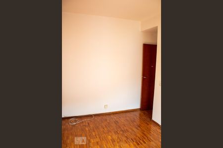 Apartamento à venda com 120m², 4 quartos e 2 vagas Apartamento à venda com 120m², 4 quartos e 2 vagasQuarto 2