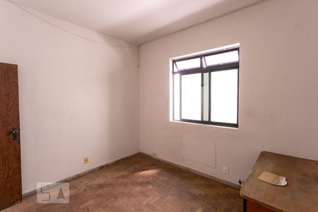Quarto 1 de apartamento para alugar com 2 quartos, 75m² em Carmo, Belo Horizonte