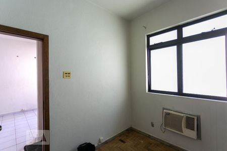 Quarto 2 de apartamento para alugar com 2 quartos, 75m² em Carmo, Belo Horizonte