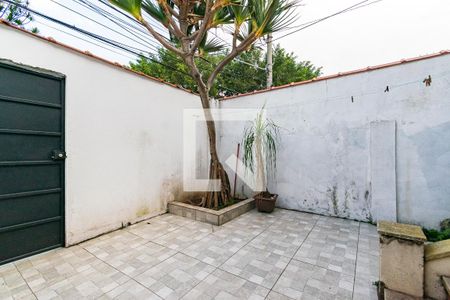 Casa à venda com 160m², 1 quarto e sem vagaQuintal