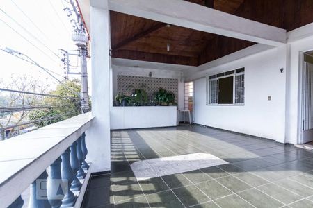 Varanda de casa para alugar com 4 quartos, 450m² em Vila Bocaina, Mauá