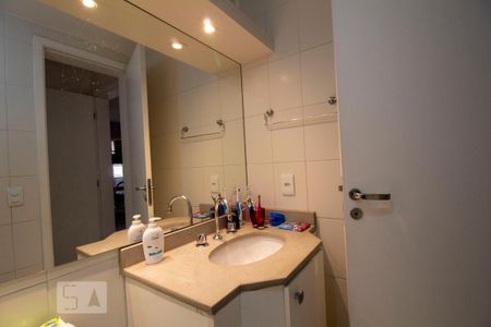 Apartamento para alugar com 137m², 3 quartos e 2 vagasBanheiro da suíte 3